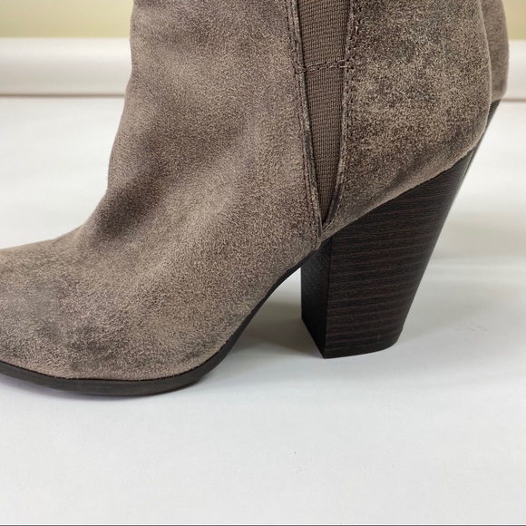 Fergalicious suede brown ankle booties - Picture 2 of 4